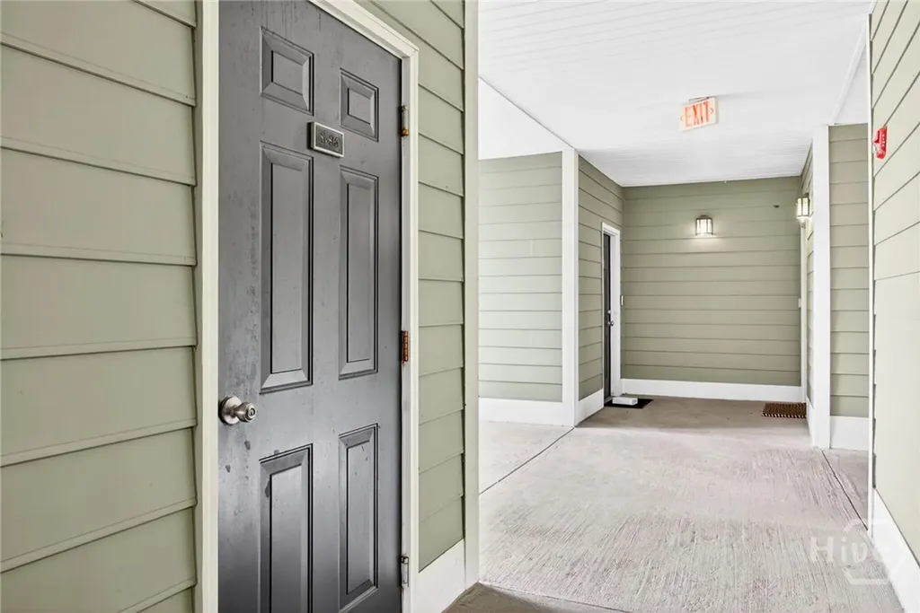 1924 Whitemarsh Way Savannah GA 31410