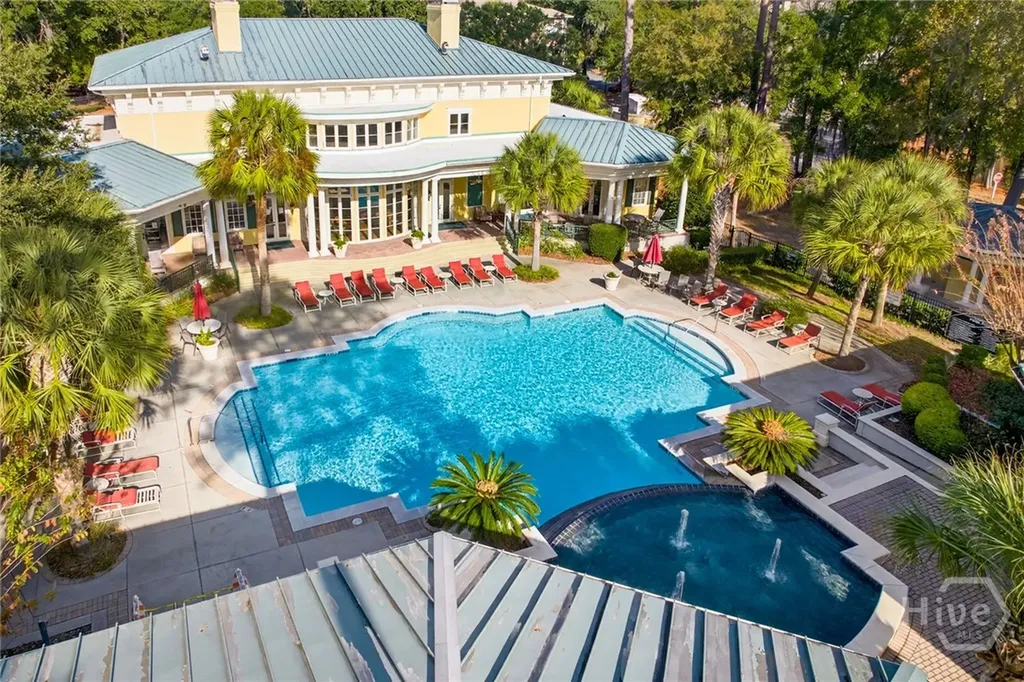 1924 Whitemarsh Way Savannah GA 31410