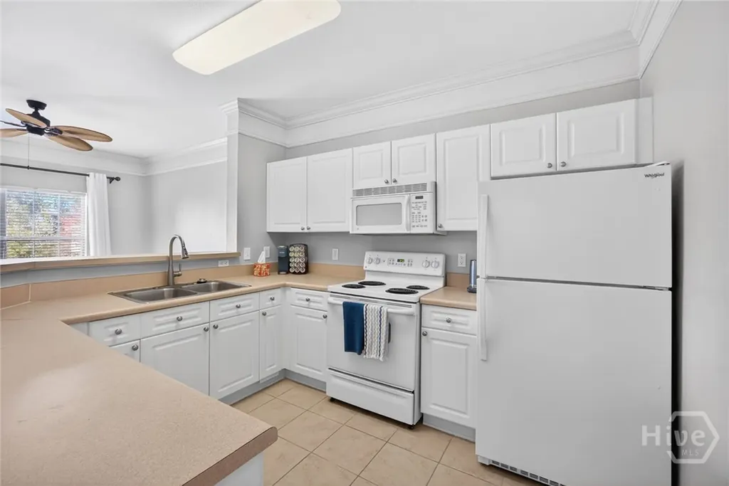 1924 Whitemarsh Way Savannah GA 31410