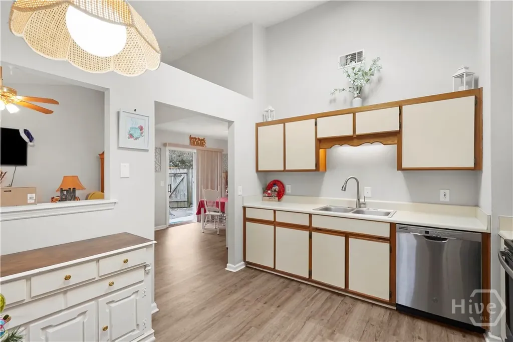 156 Ropemaker Lane Savannah GA 31410