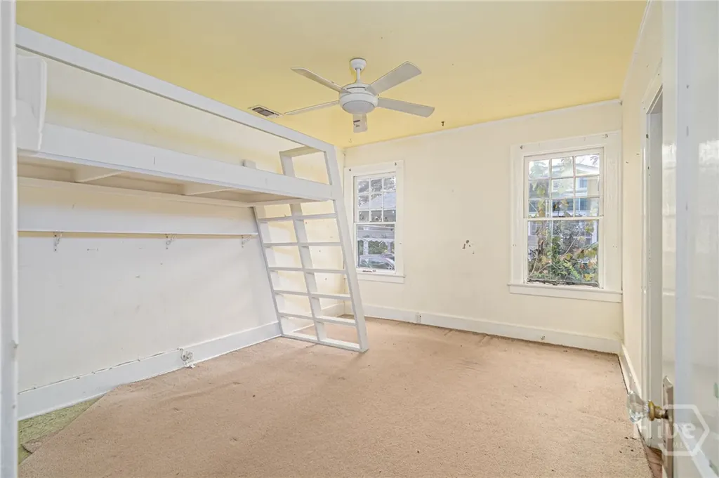 1211 E 49th Savannah GA 31404