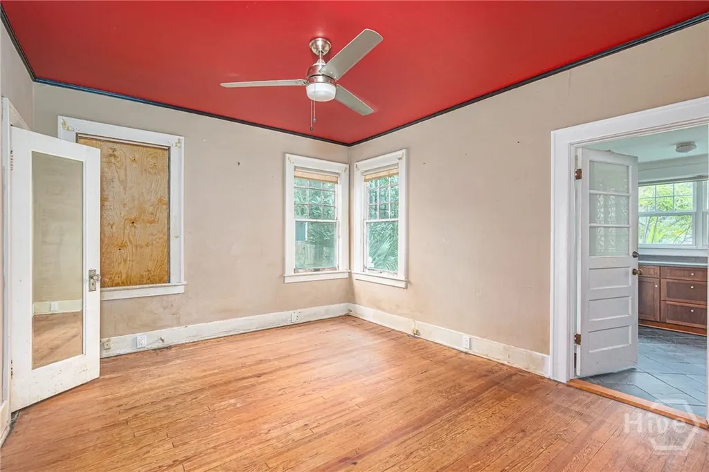 1211 E 49th Savannah GA 31404