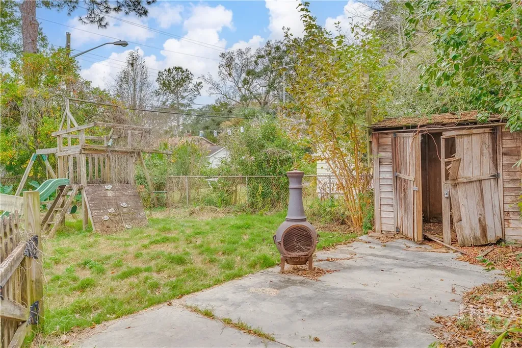 1211 E 49th Savannah GA 31404