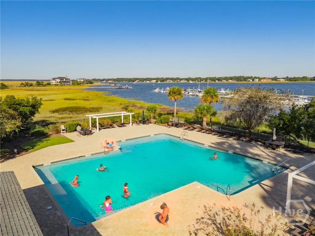 112 Seven Mile Savannah GA 31411