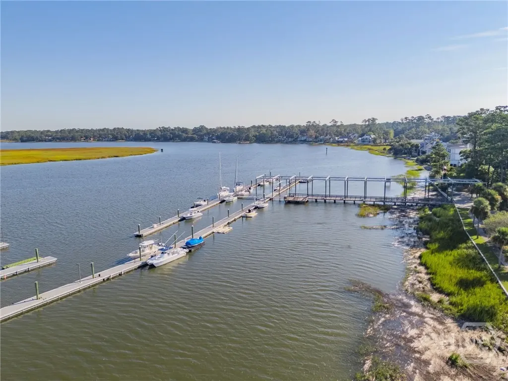 112 Seven Mile Savannah GA 31411