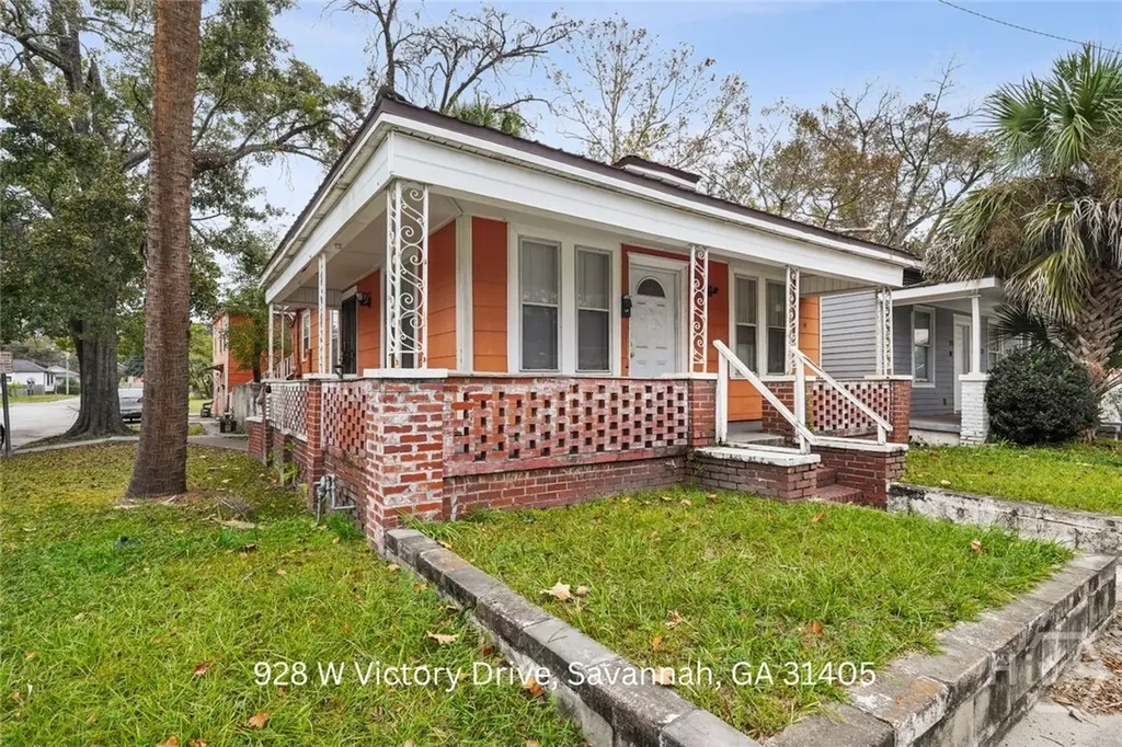928 Victory Drive Savannah GA 31405