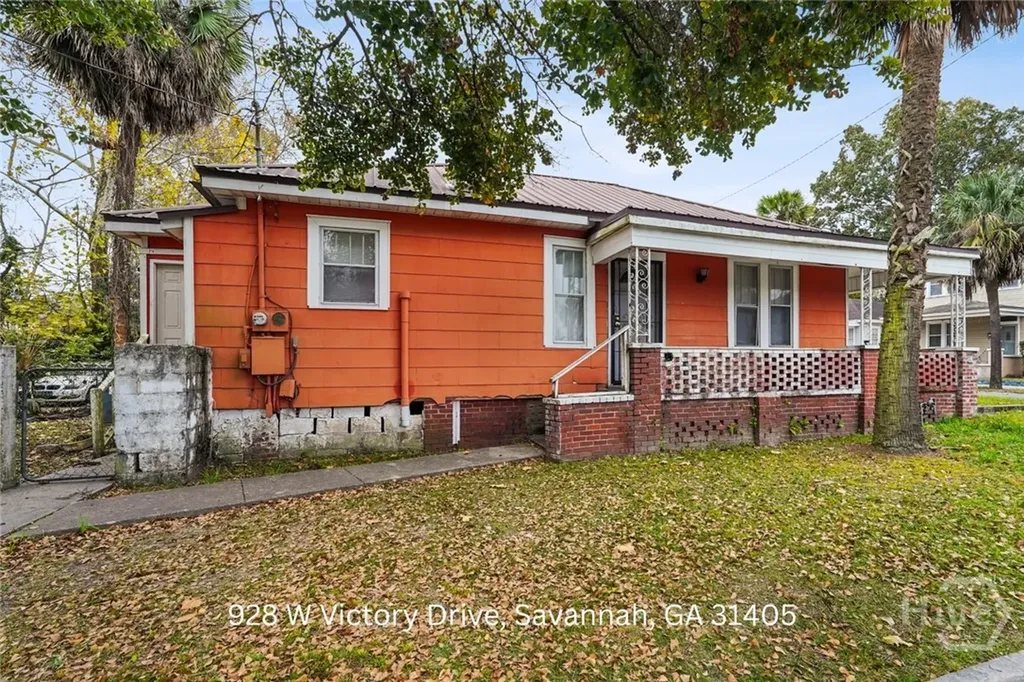 928 Victory Drive Savannah GA 31405