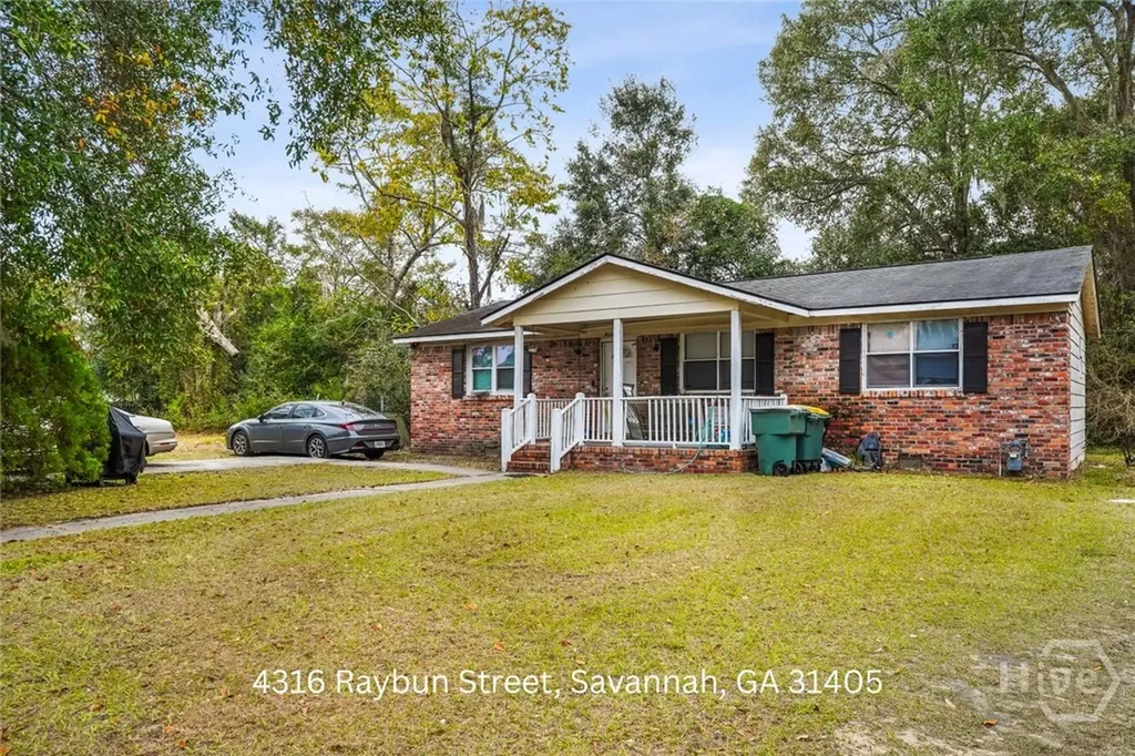928 Victory Drive Savannah GA 31405
