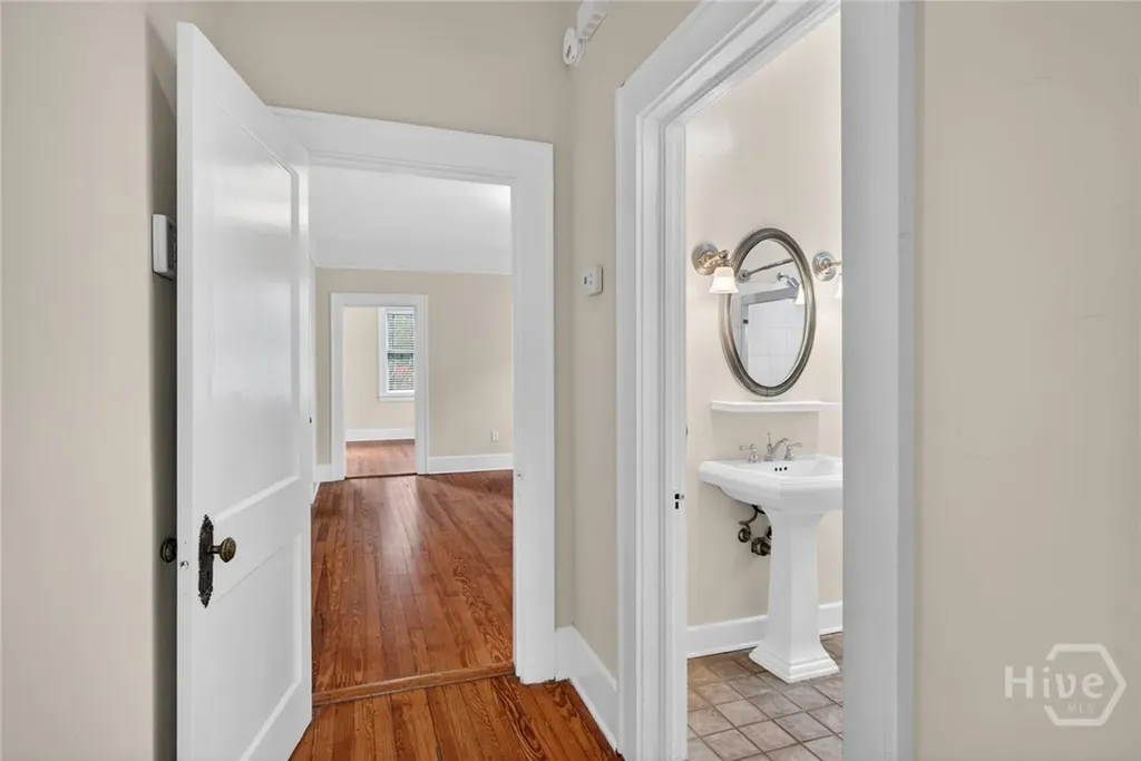 718 E 48th Street Savannah GA 31405