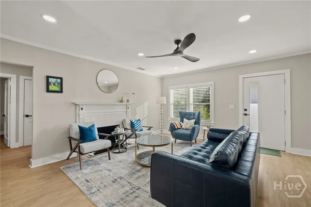 406 E 57th Street Savannah GA 31405