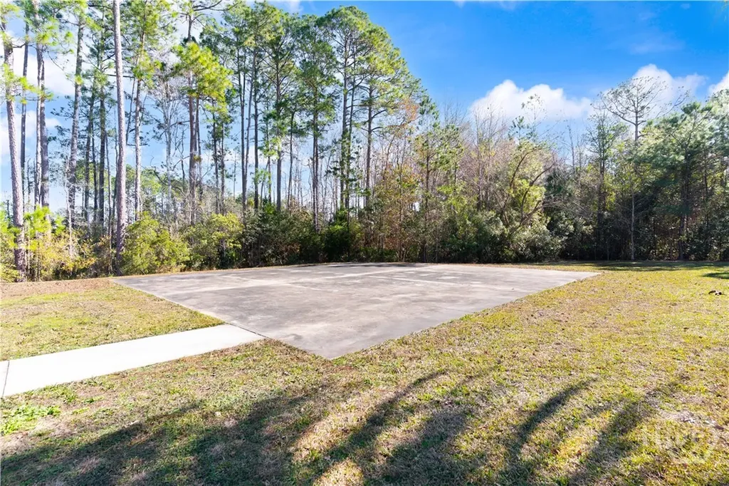 239 Daniel Trent Way Kingsland GA 31548
