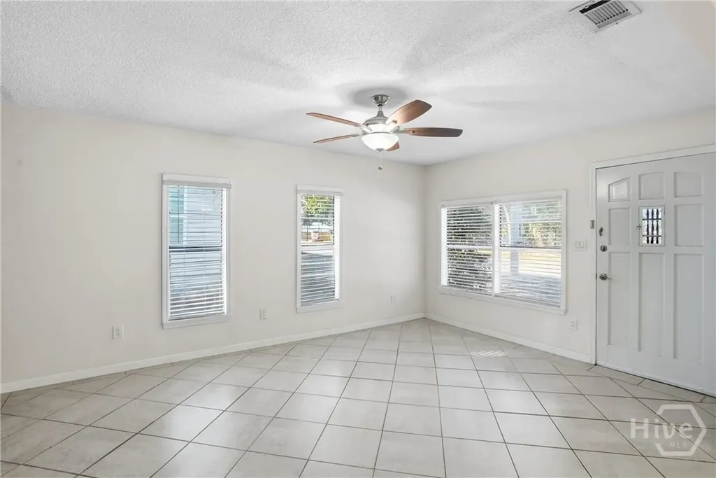 3308 Helen Street Savannah GA 31404