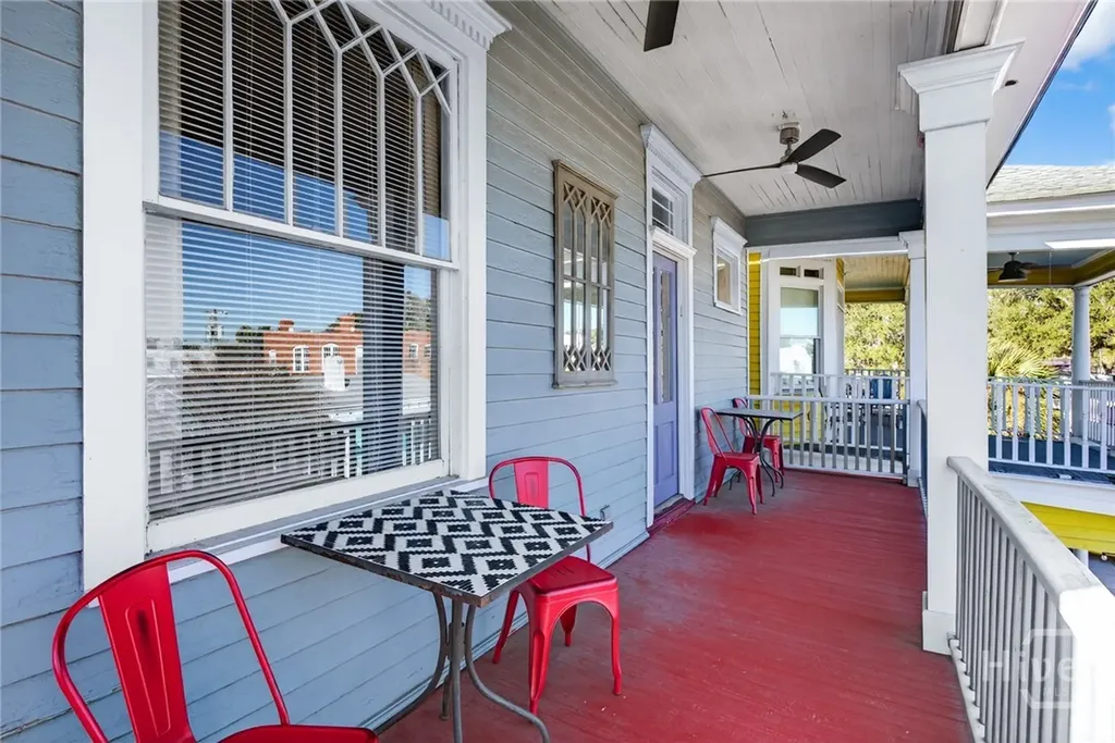 11 E 41st Street Savannah GA 31401