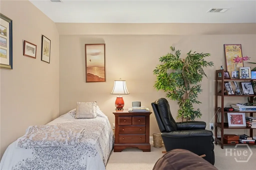 12 Seawatch Drive Savannah GA 31411