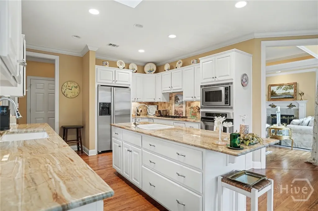 12 Seawatch Drive Savannah GA 31411