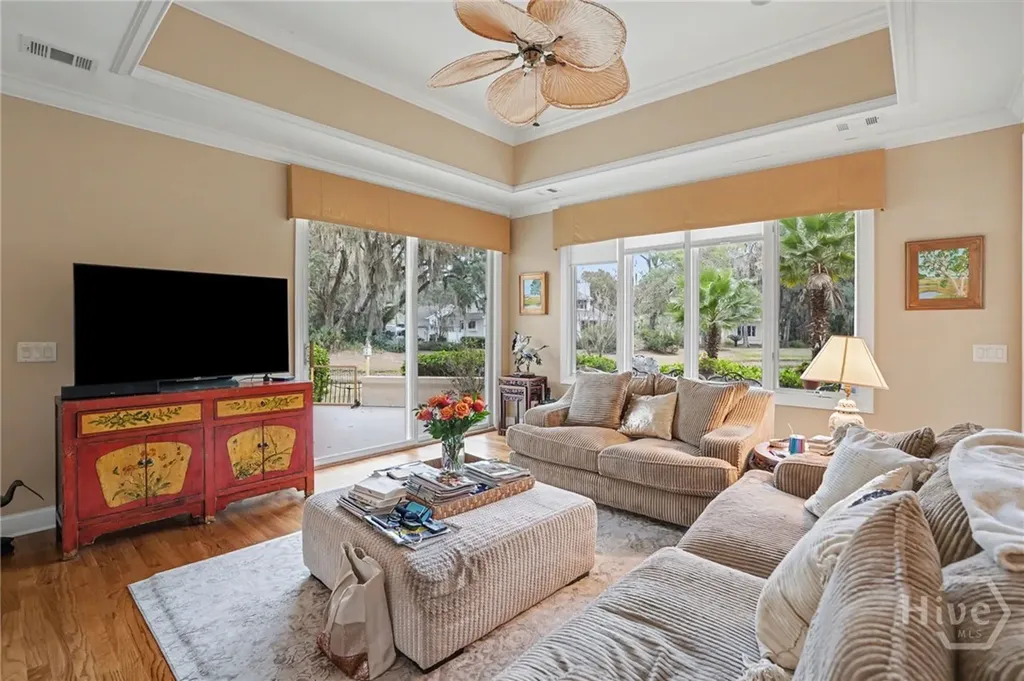 12 Seawatch Drive Savannah GA 31411