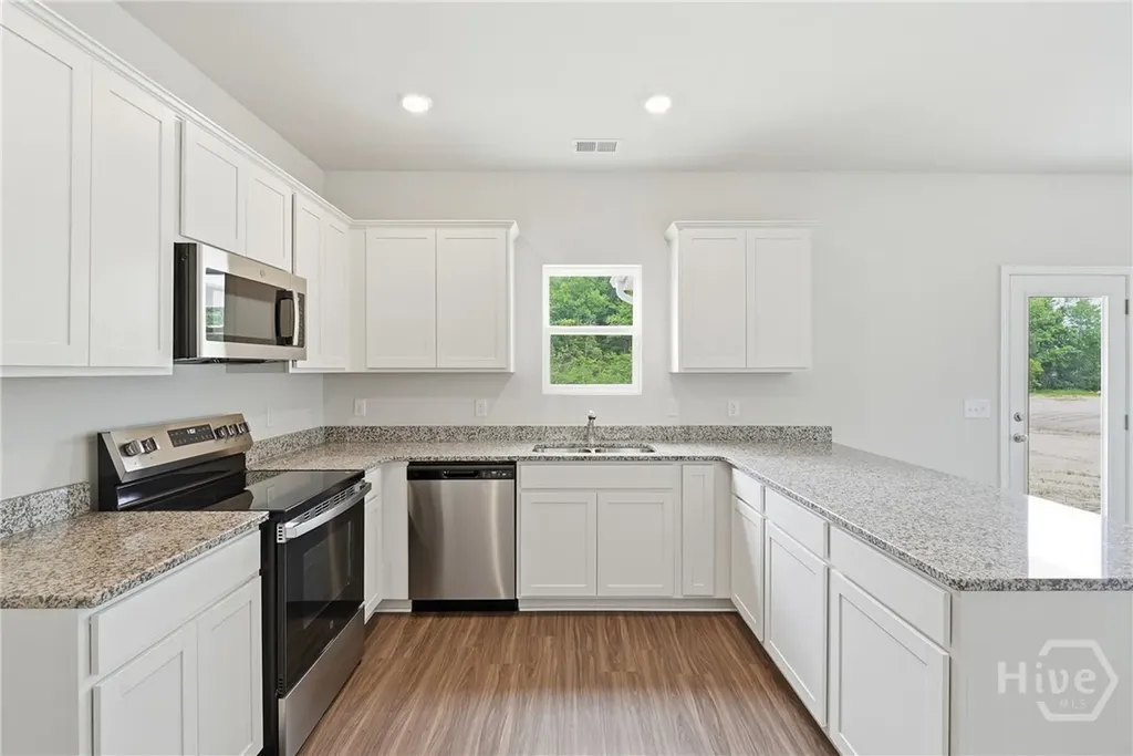 157 Teal Trail NE Ludowici GA 31316