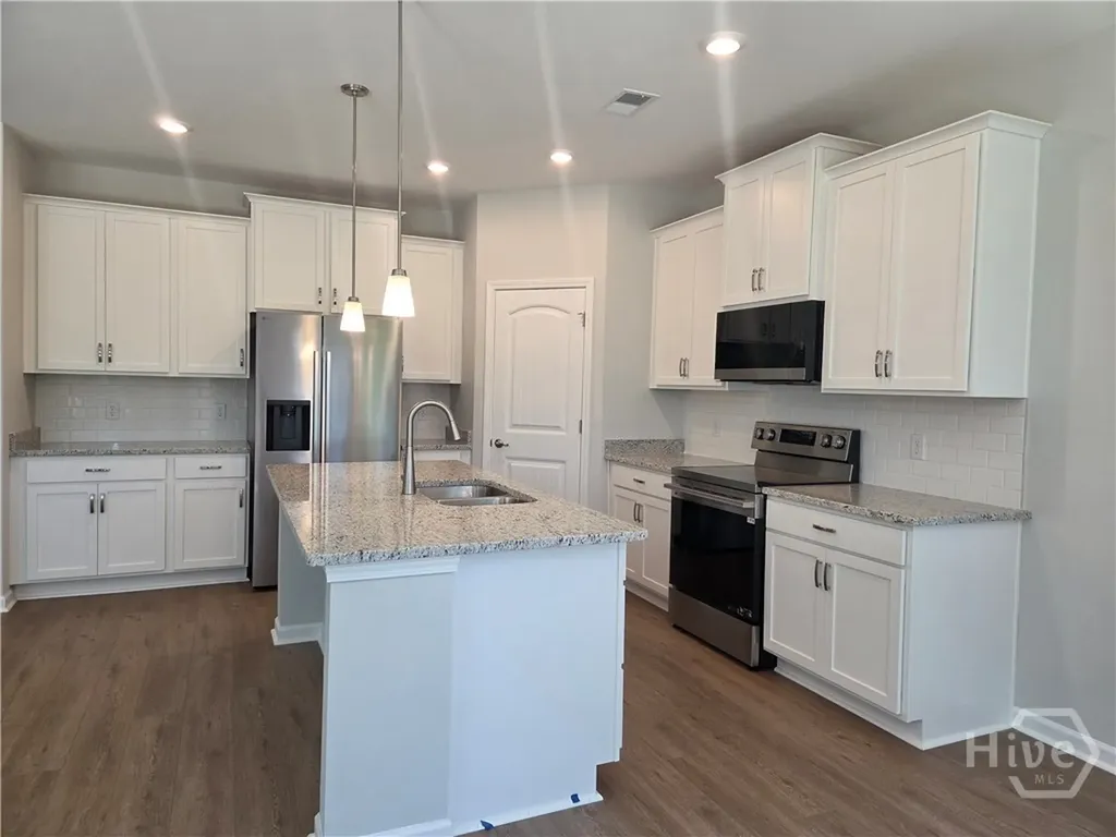 200 Brookline Drive Savannah GA 31407