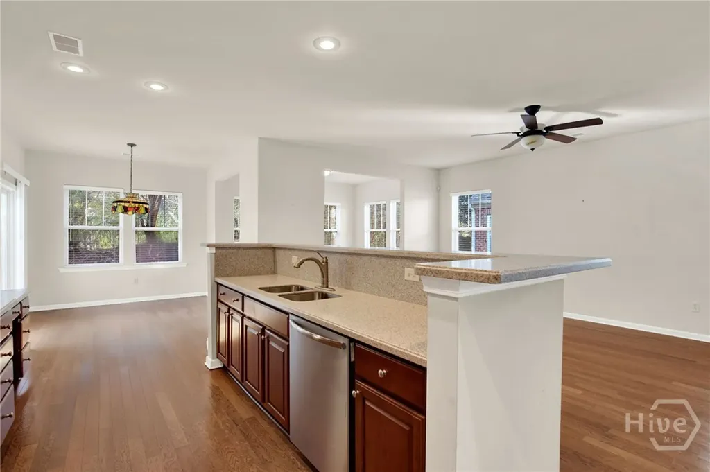 143 Regency Circle Pooler GA 31322