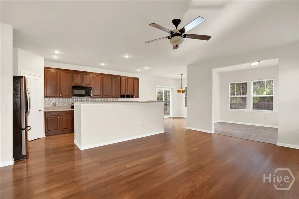 143 Regency Circle Pooler GA 31322