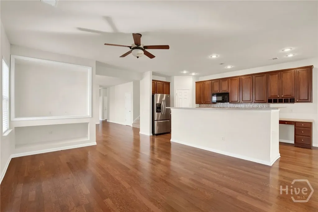 143 Regency Circle Pooler GA 31322