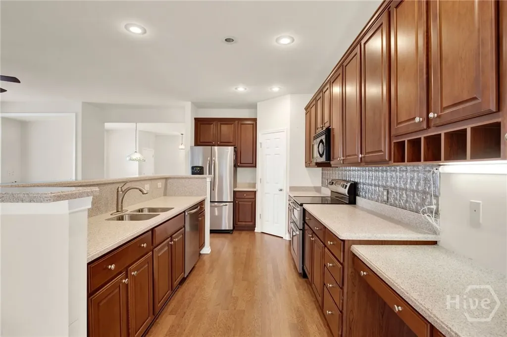 143 Regency Circle Pooler GA 31322