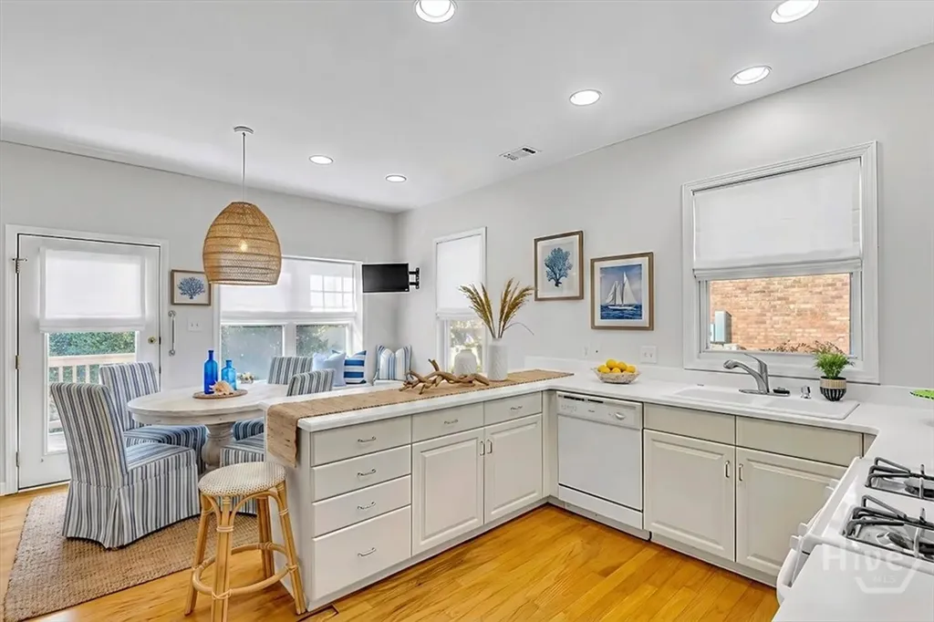 6 Roundtree Circle Savannah GA 31405