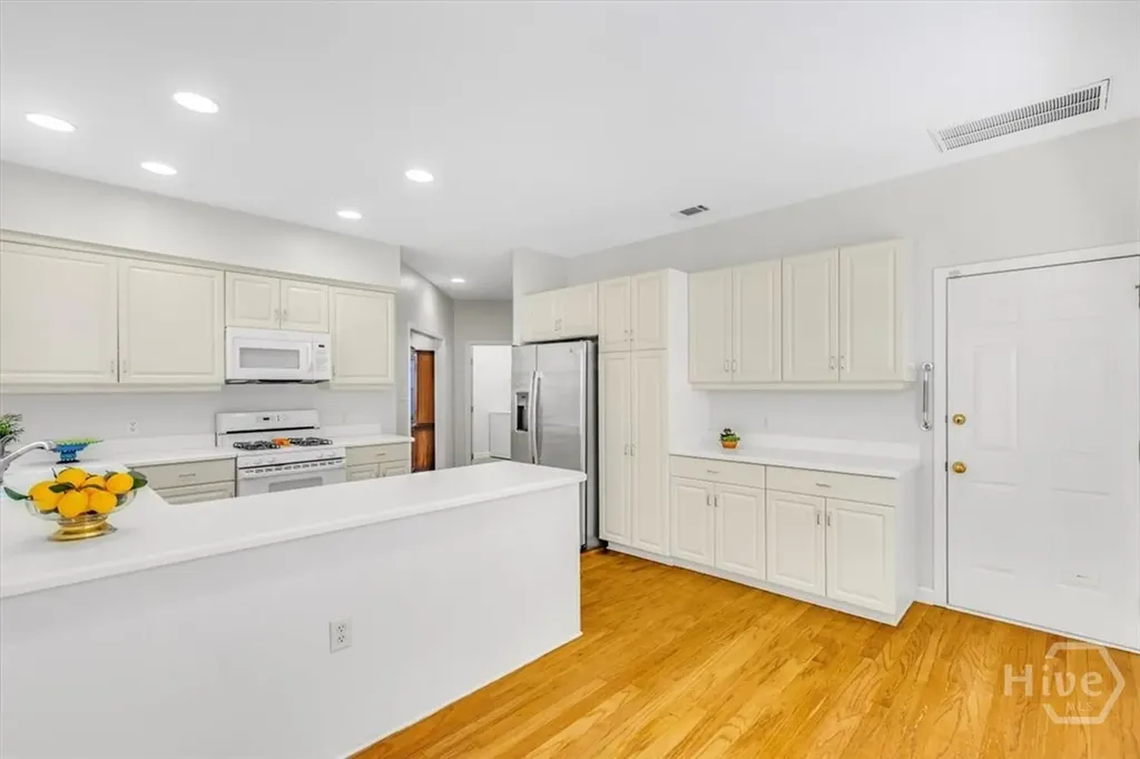 6 Roundtree Circle Savannah GA 31405