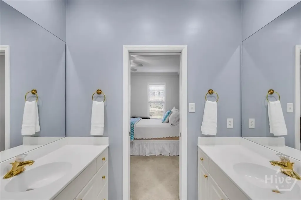6 Roundtree Circle Savannah GA 31405