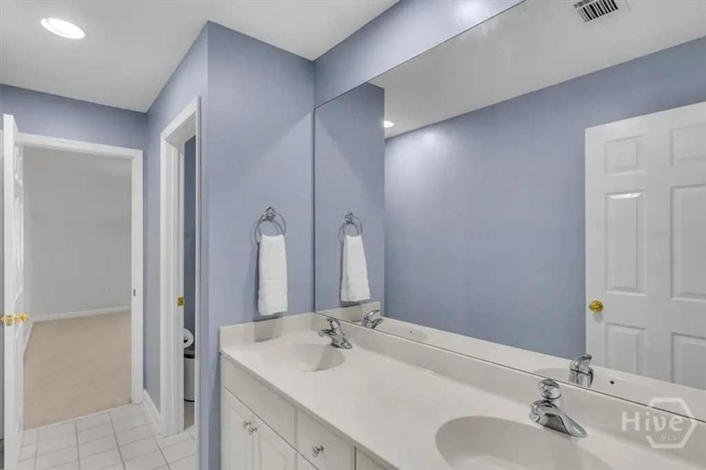 6 Roundtree Circle Savannah GA 31405