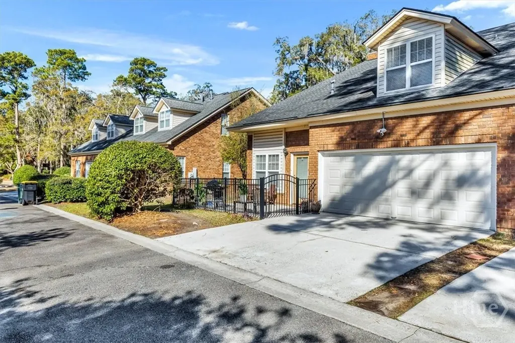 6 Roundtree Circle Savannah GA 31405