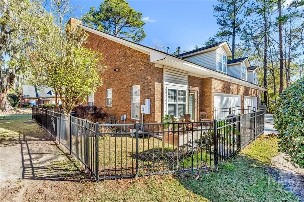 6 Roundtree Circle Savannah GA 31405