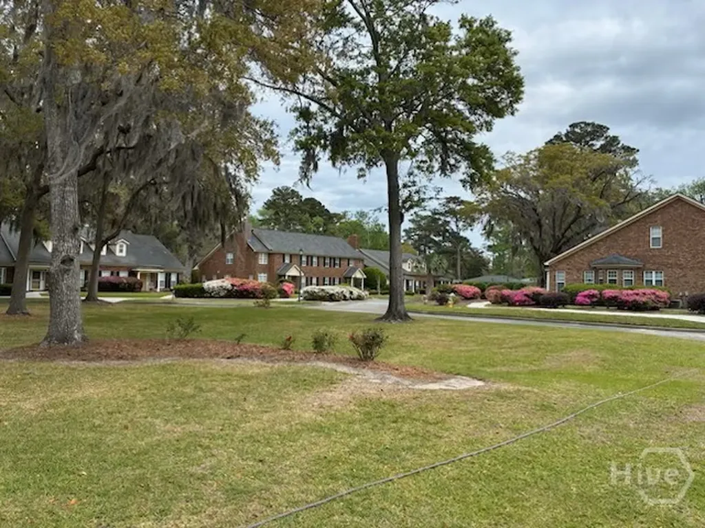 6 Roundtree Circle Savannah GA 31405