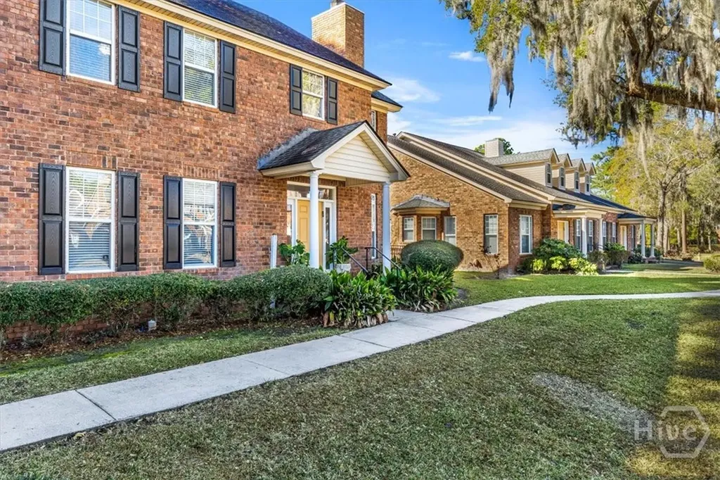 6 Roundtree Circle Savannah GA 31405