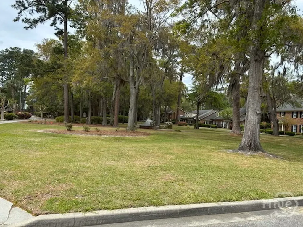 6 Roundtree Circle Savannah GA 31405
