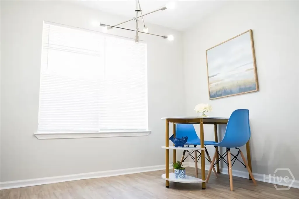 4 Glen Oaks Court Savannah GA 31405