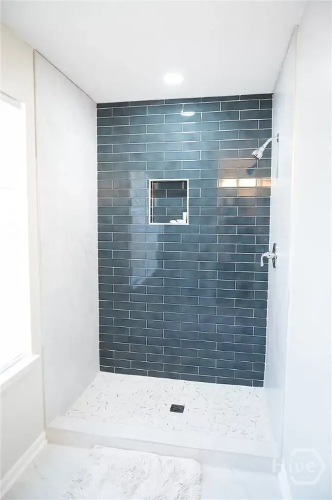 4 Glen Oaks Court Savannah GA 31405