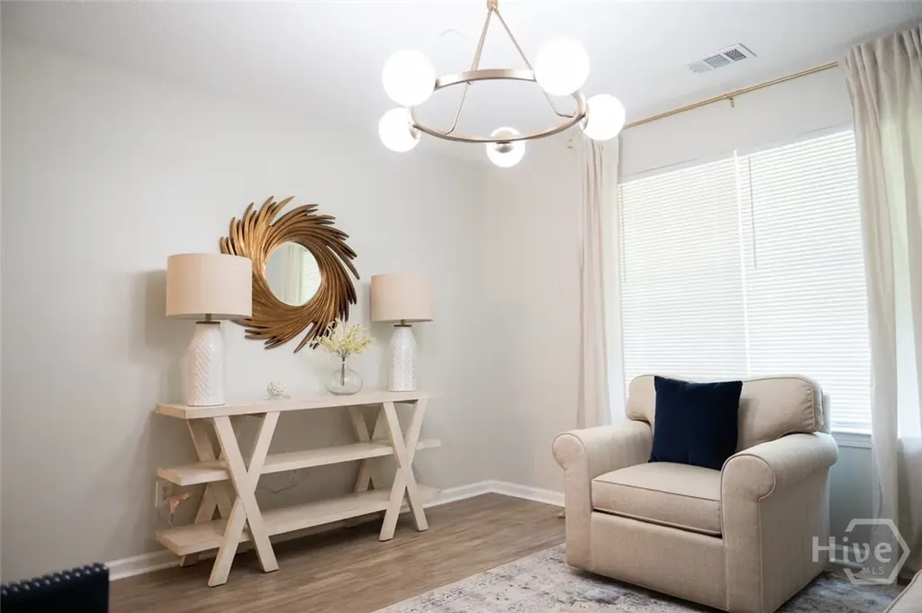 4 Glen Oaks Court Savannah GA 31405