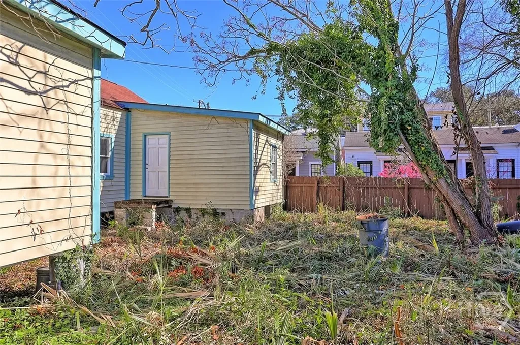 537 Hartridge Street Savannah GA 31401