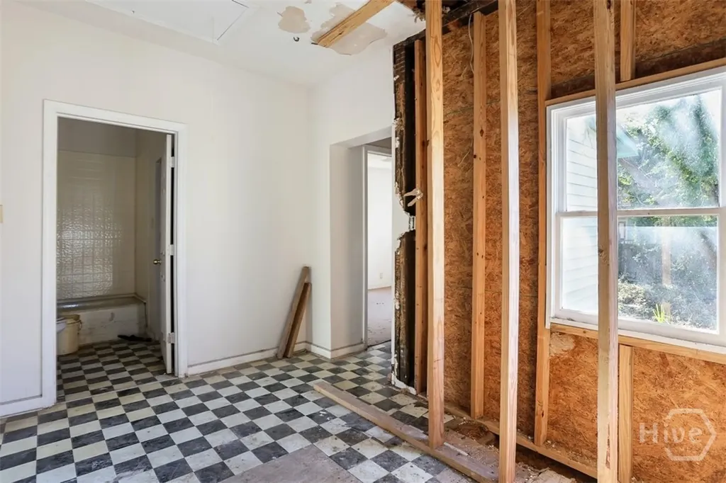 537 Hartridge Street Savannah GA 31401