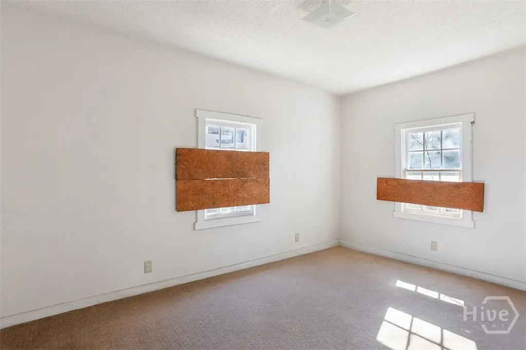537 Hartridge Street Savannah GA 31401