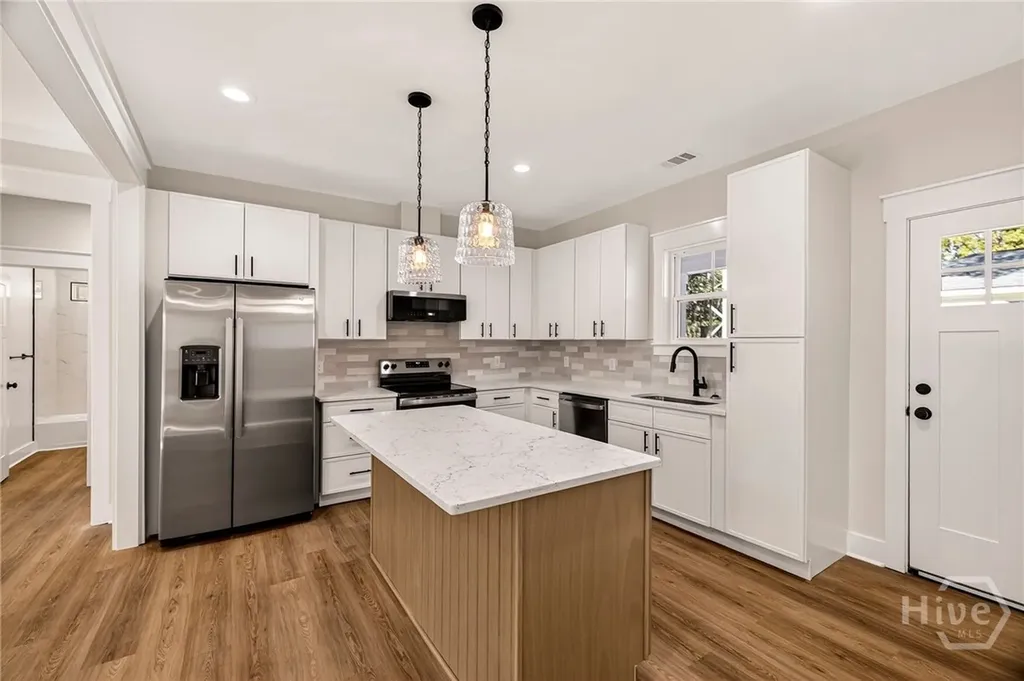 2322 Bonaventure Road Savannah GA 31404