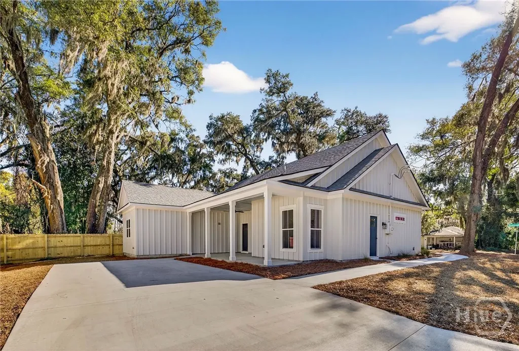 2322 Bonaventure Road Savannah GA 31404