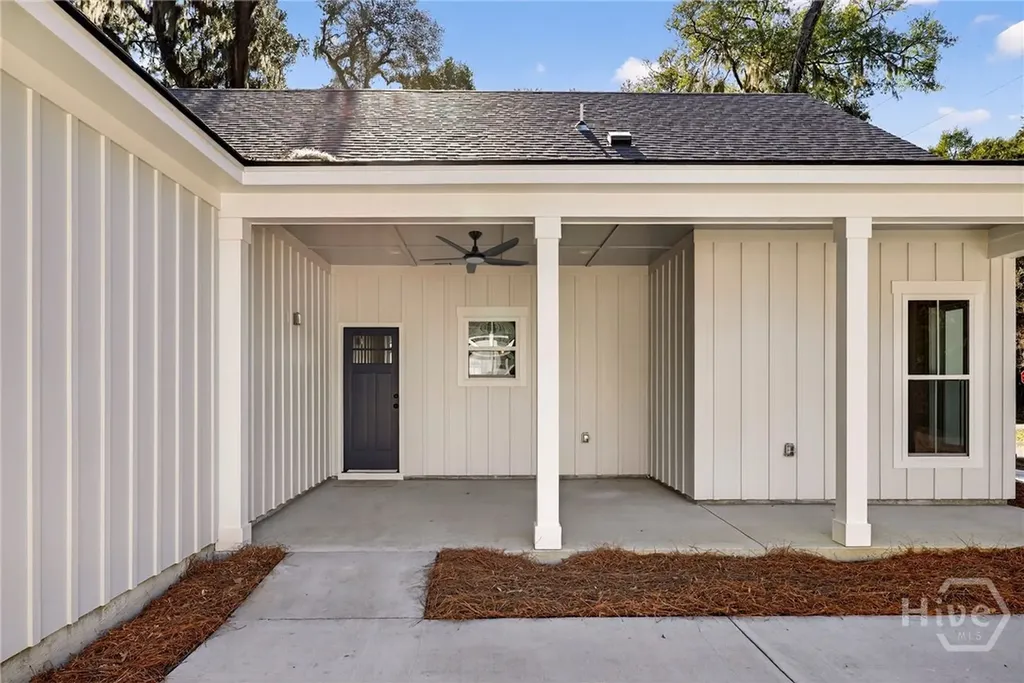2322 Bonaventure Road Savannah GA 31404