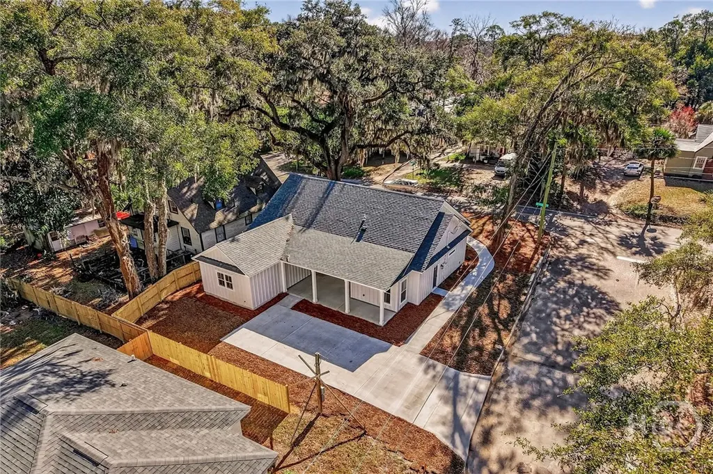 2322 Bonaventure Road Savannah GA 31404