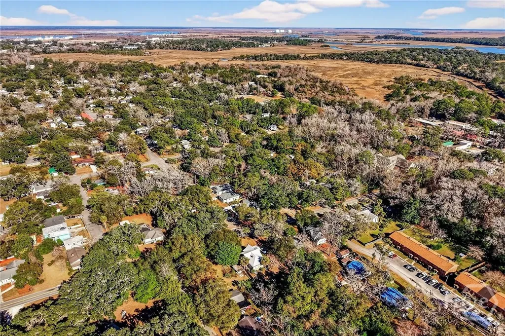 2322 Bonaventure Road Savannah GA 31404
