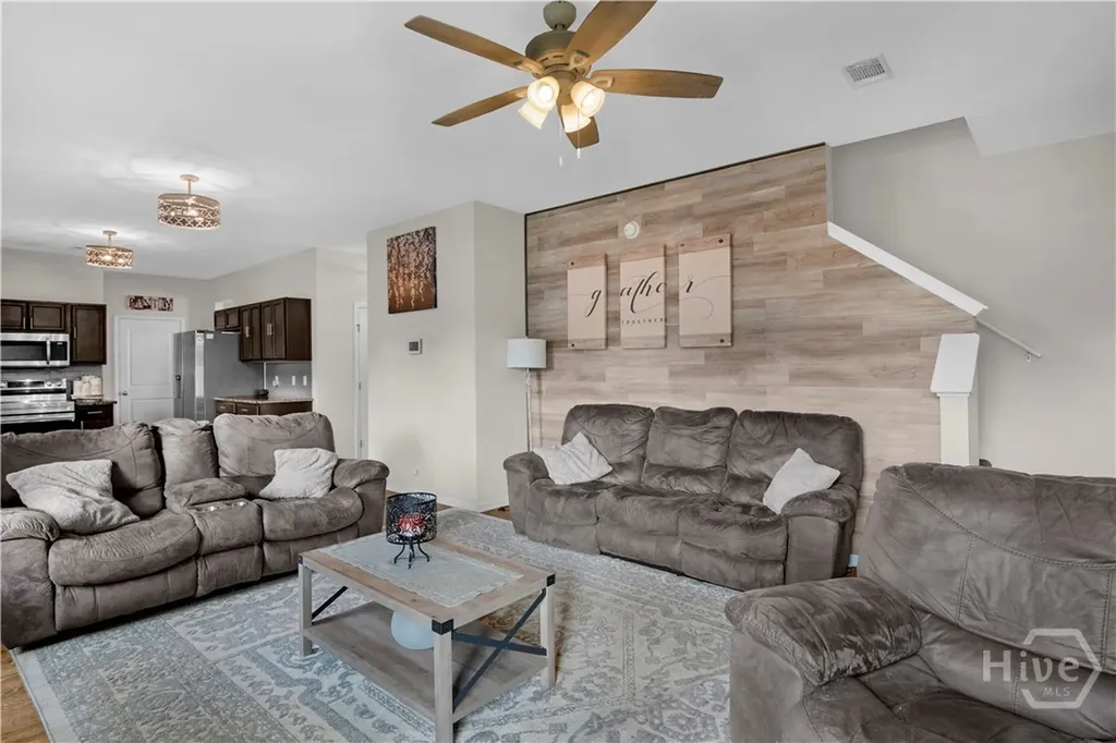 35 W.w. Winn Avenue Hinesville GA 31313