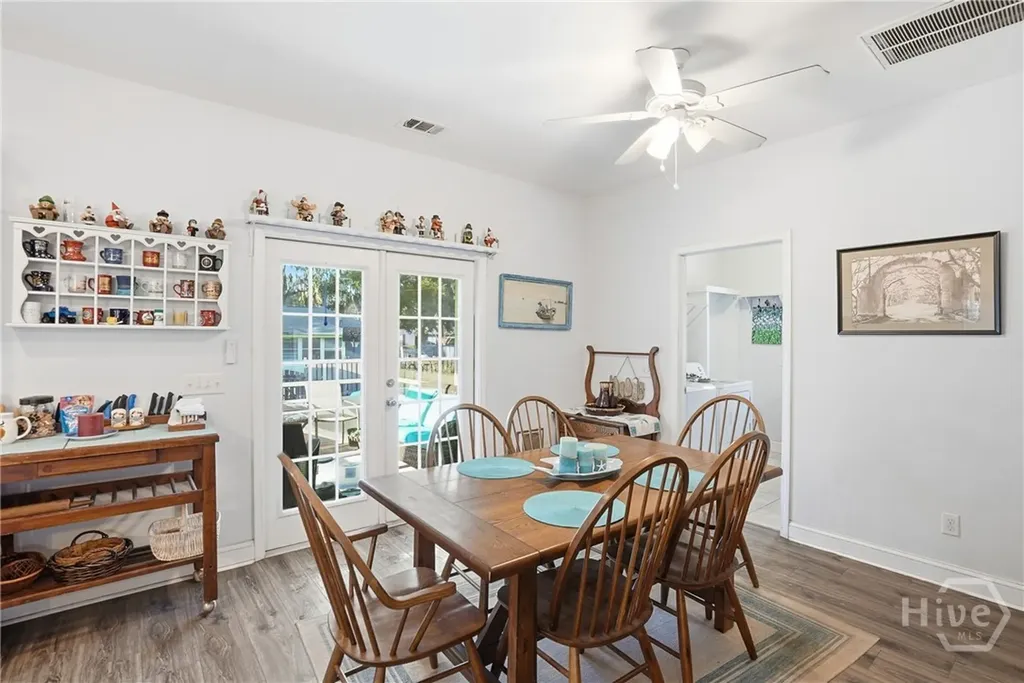 613 Leaning Oaks Drive Savannah GA 31410