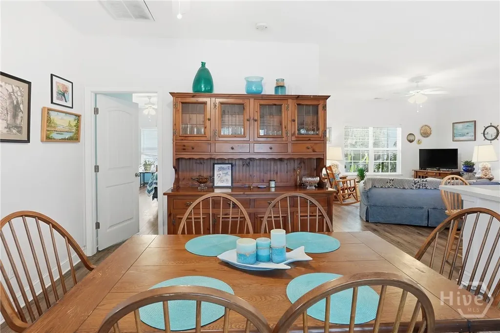 613 Leaning Oaks Drive Savannah GA 31410