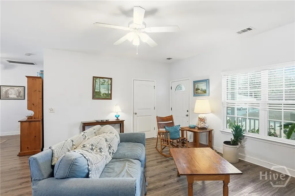 613 Leaning Oaks Drive Savannah GA 31410